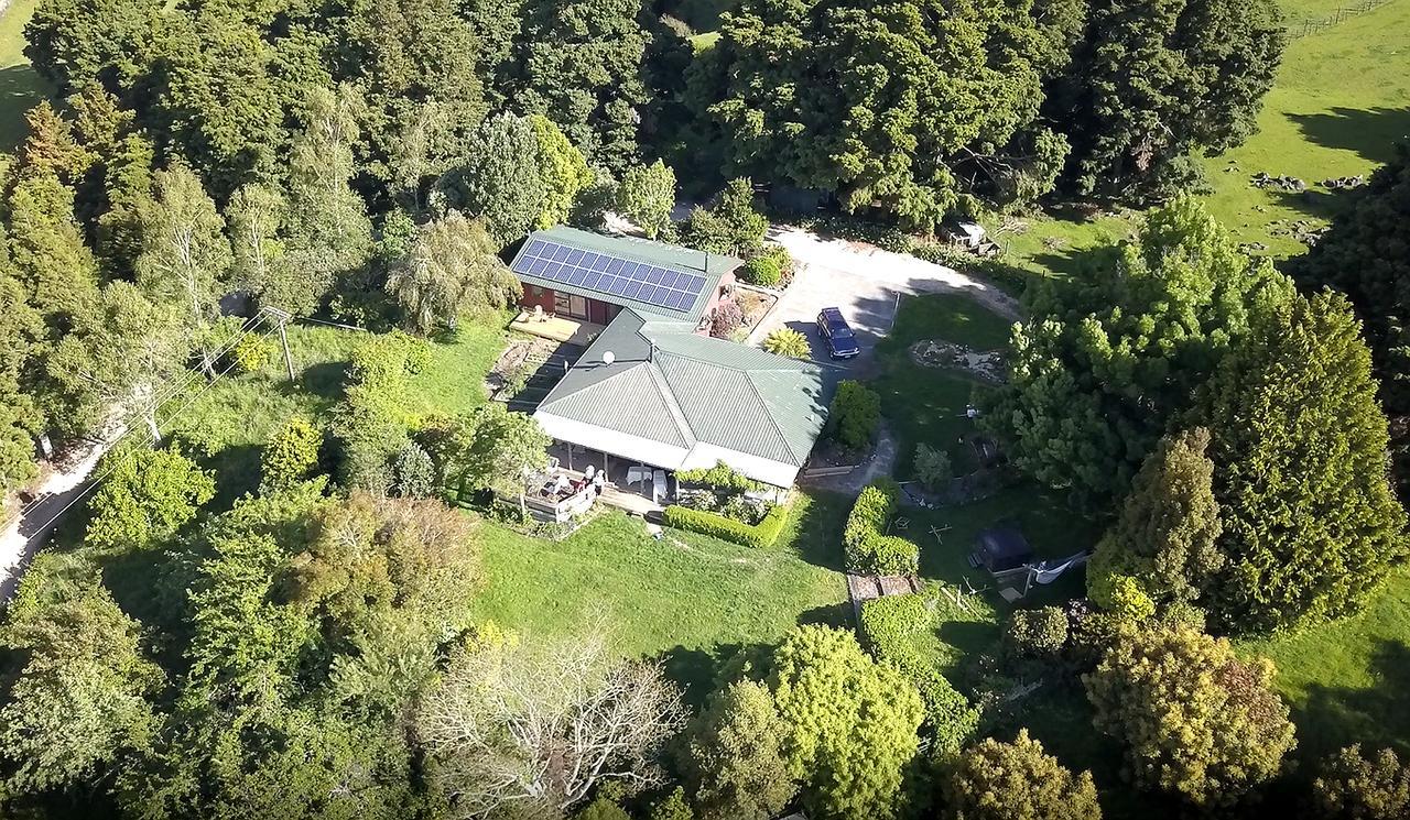 Golden Caves - Bed & Breakfast Takaka Exterior photo
